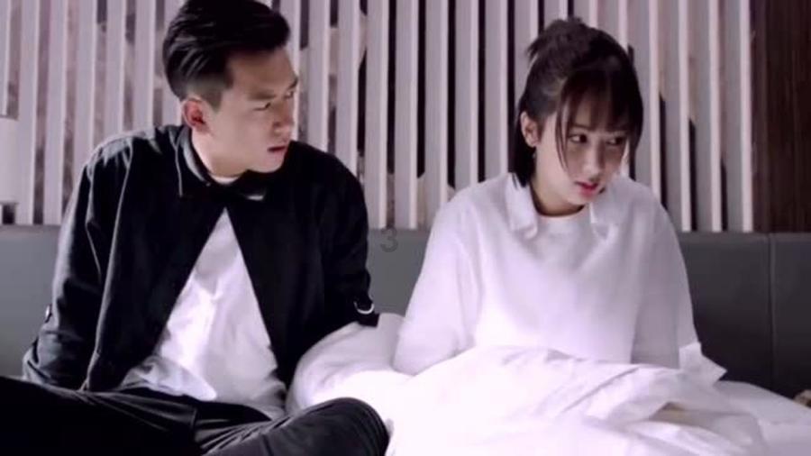 女生秋冬的羊羔毛外套，该怎么搭配呢？