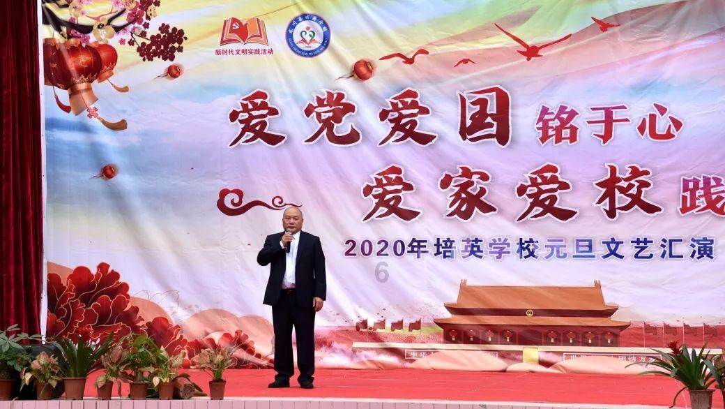 怎么让狗狗自己玩
